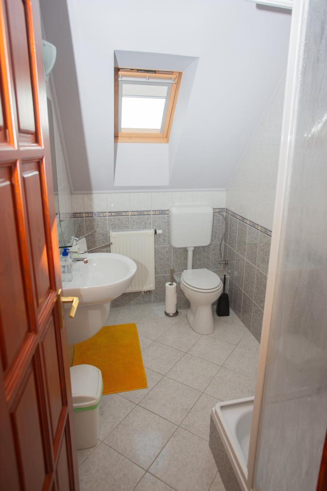 Kondics Apartmanház Sárvár Esterno foto