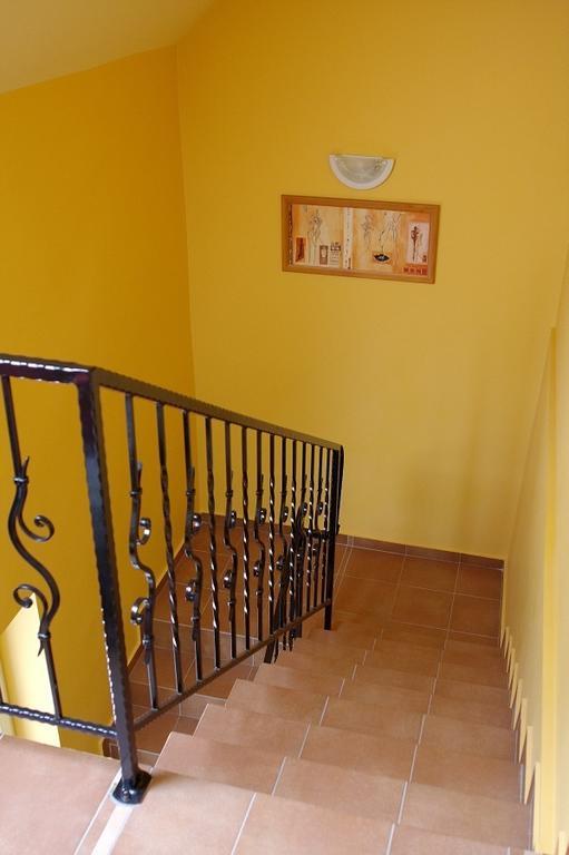 Kondics Apartmanház Sárvár Esterno foto