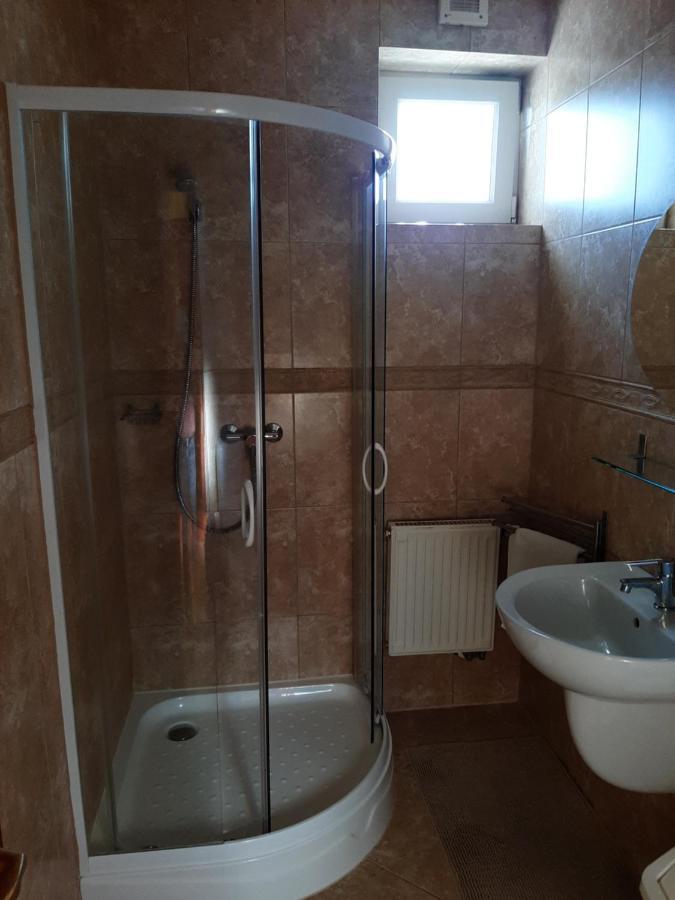 Kondics Apartmanház Sárvár Esterno foto